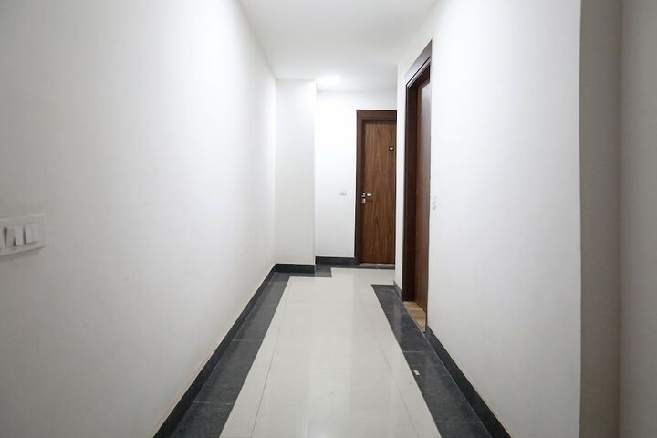 Ballroom/Hall 23 of 26