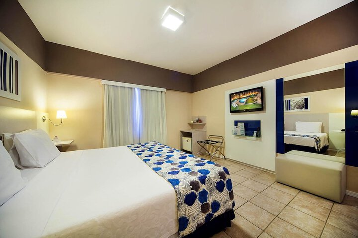 Room 6 of 89