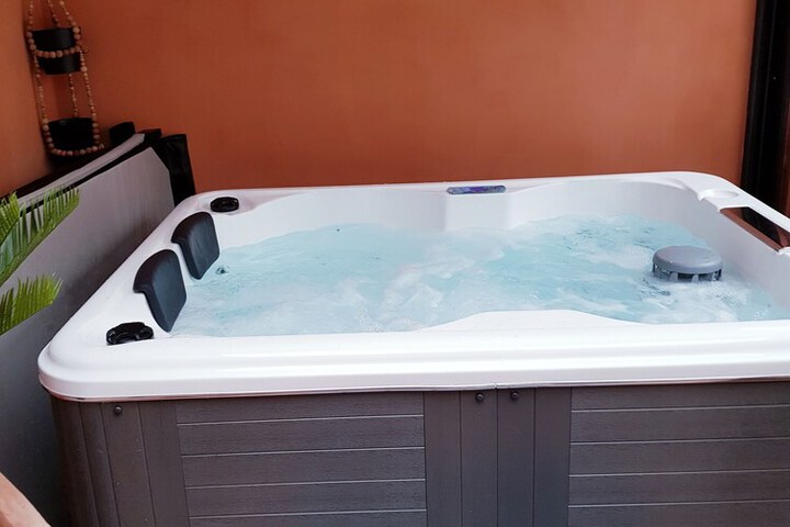 Spa 27 of 49