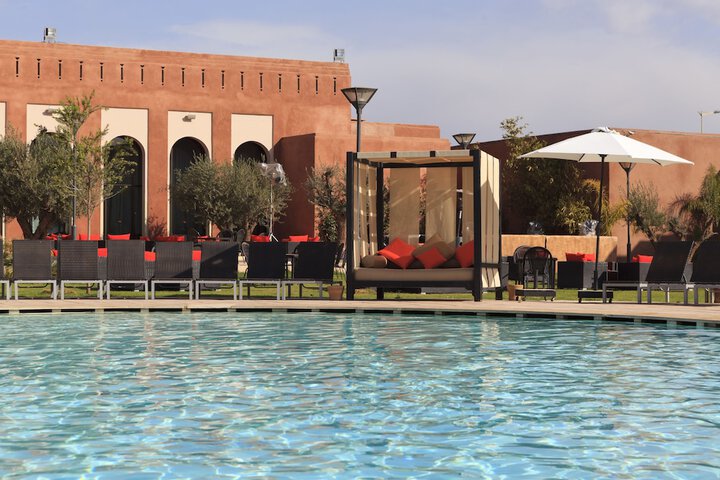 Pools & Facilities