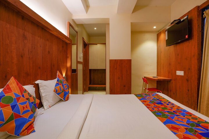 Room 27 of 45