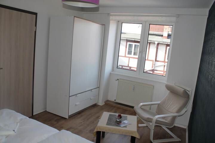 Room 13 of 34