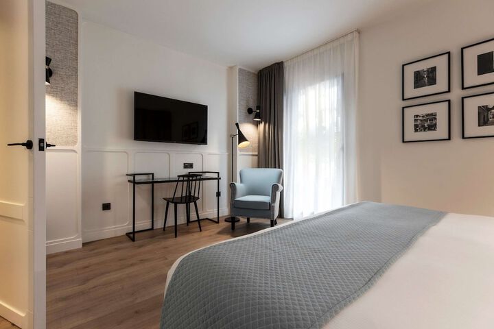 Room 18 of 60