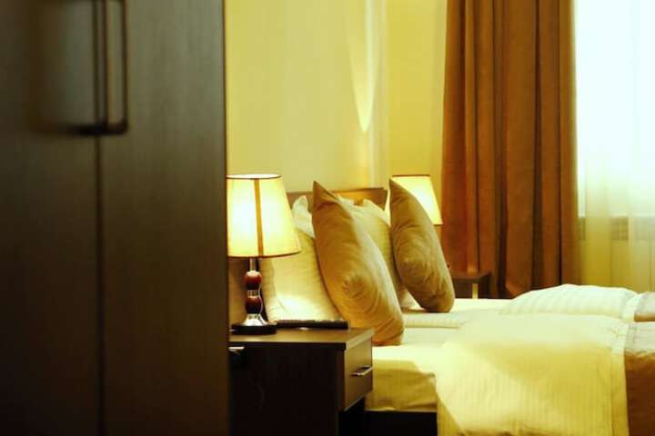 Room 13 of 45