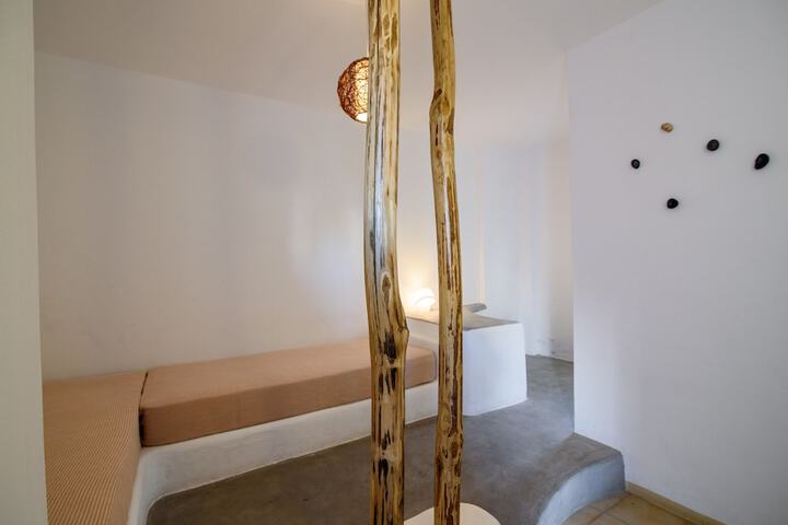 Room 17 of 71