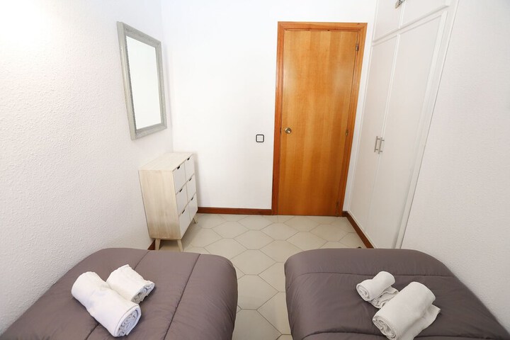 Room 10 of 10