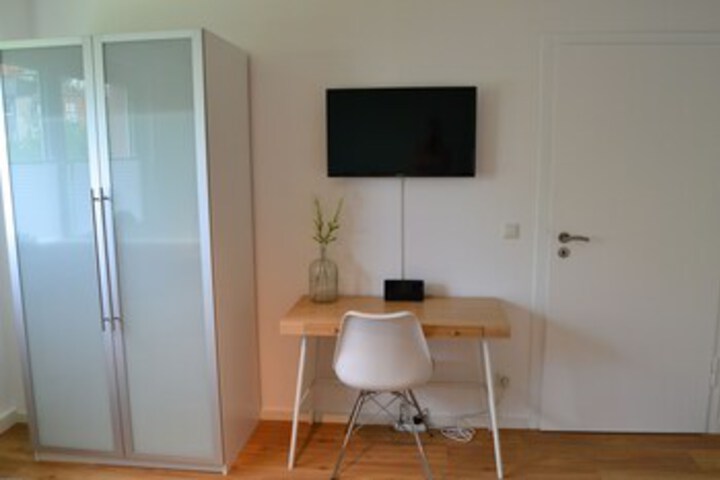 Room 158 of 177