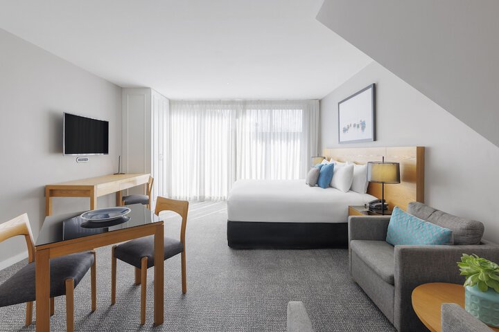 Room 18 of 44