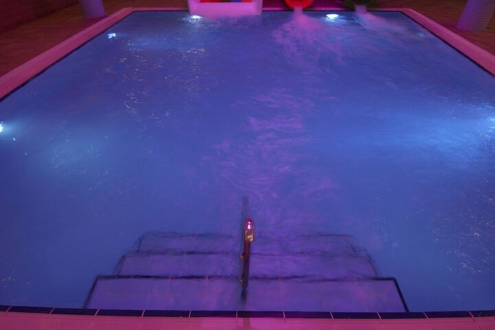 Pool Hotel