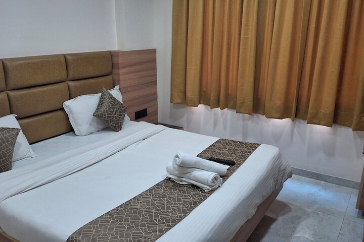 Room 18 of 33