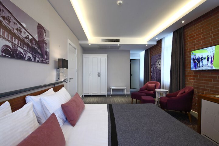 Room 14 of 130