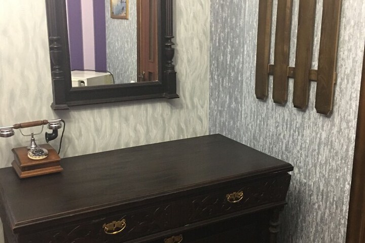 Room 16 of 68