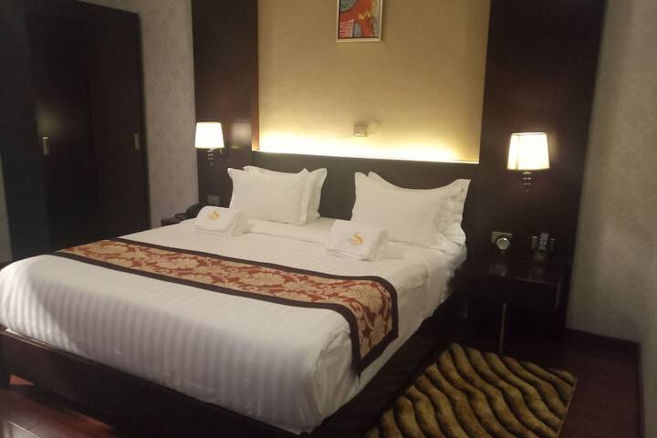 Room 7 of 34