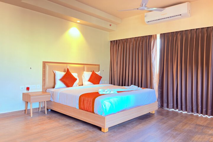 Room 10 of 73