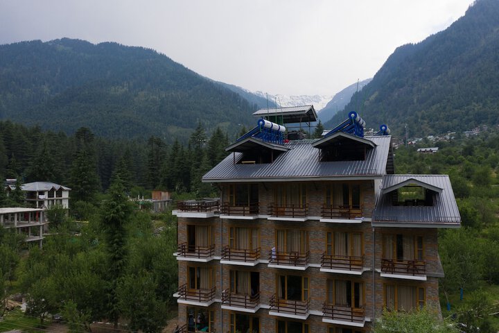 Hotel 56 of 80