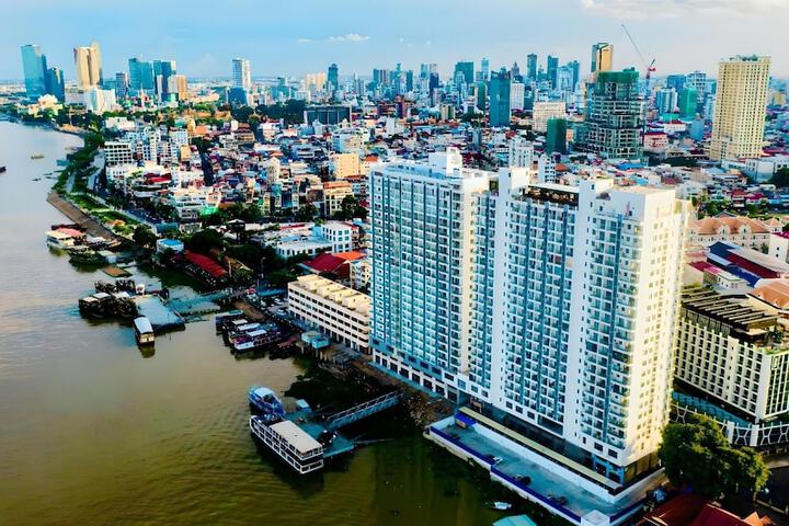 X One Hotel