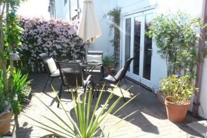 Terrace/Patio 16 of 17
