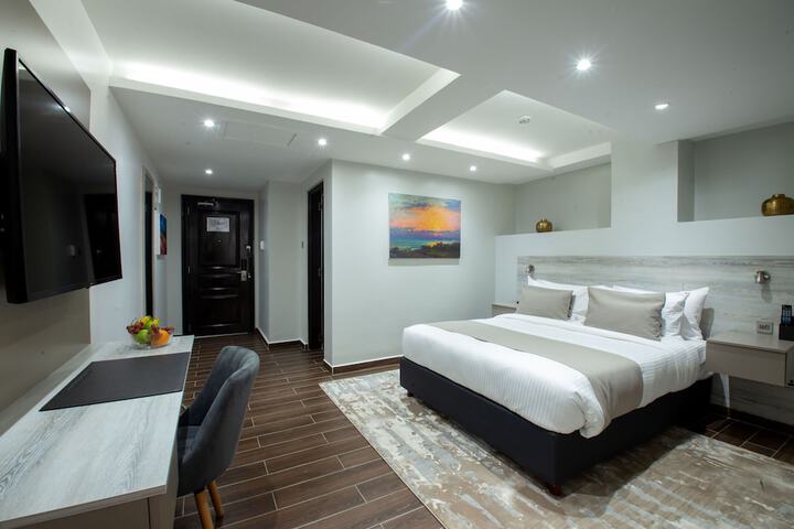 Room 5 of 47