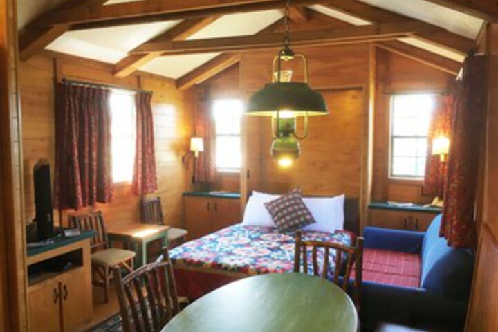 Room 21 of 40