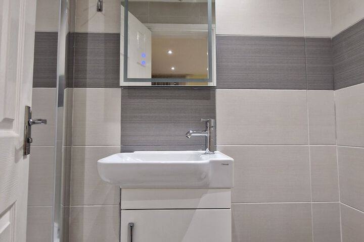 Bathroom Interior Photo