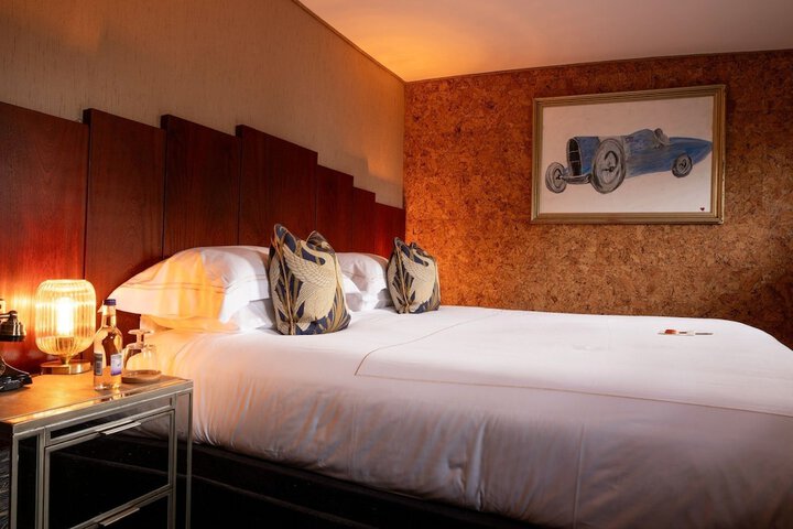Room 14 of 67