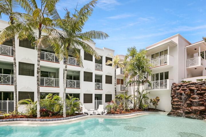 Pools & Facilities