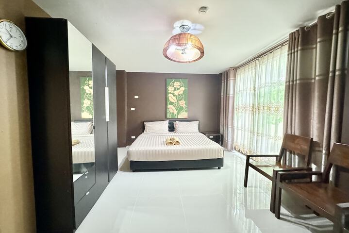 Room 58 of 95