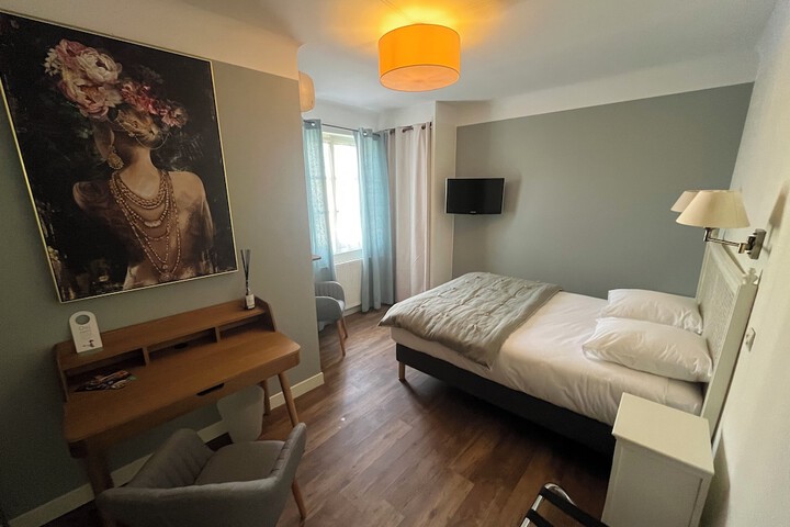 Room 28 of 50