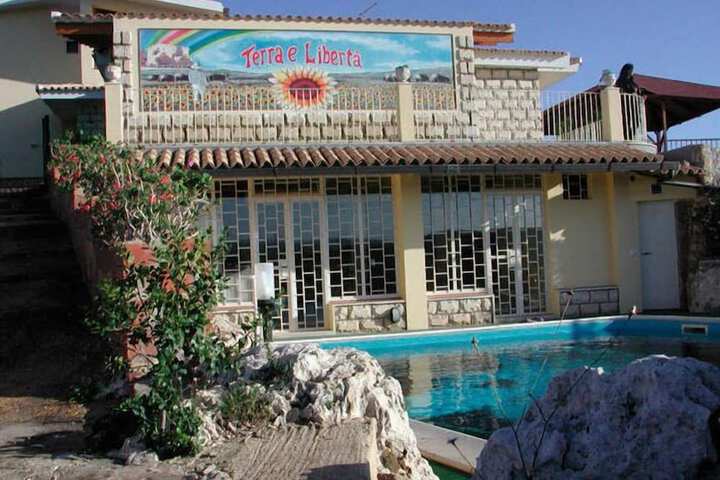 Hotel 52 of 65