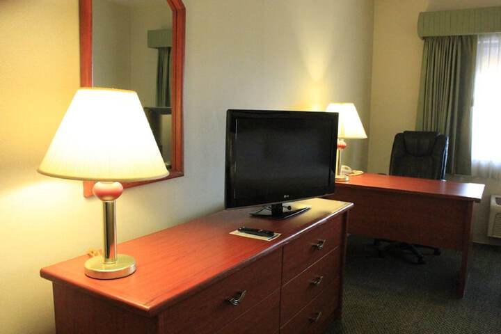 Room 4 of 55