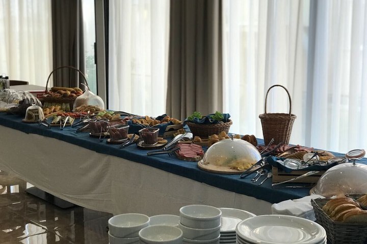 Breakfast/Coffee Service 37 of 67