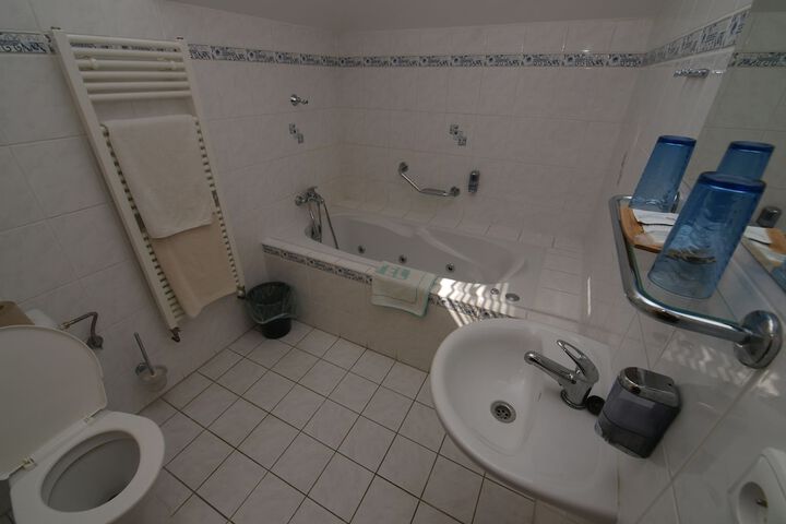 Bath Photo