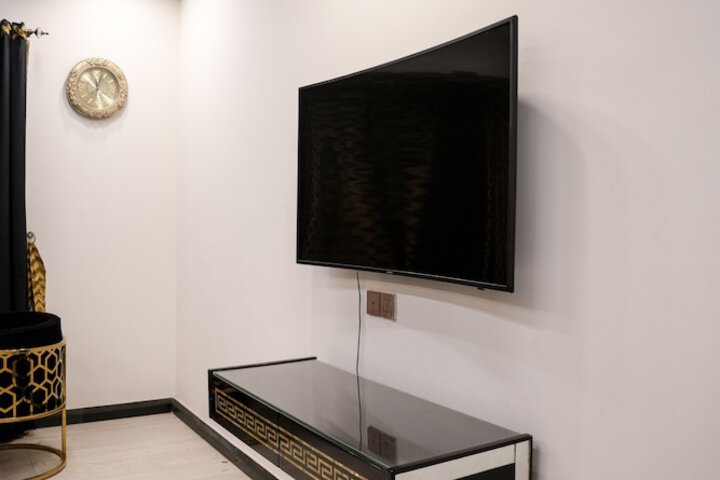 Room 7 of 23