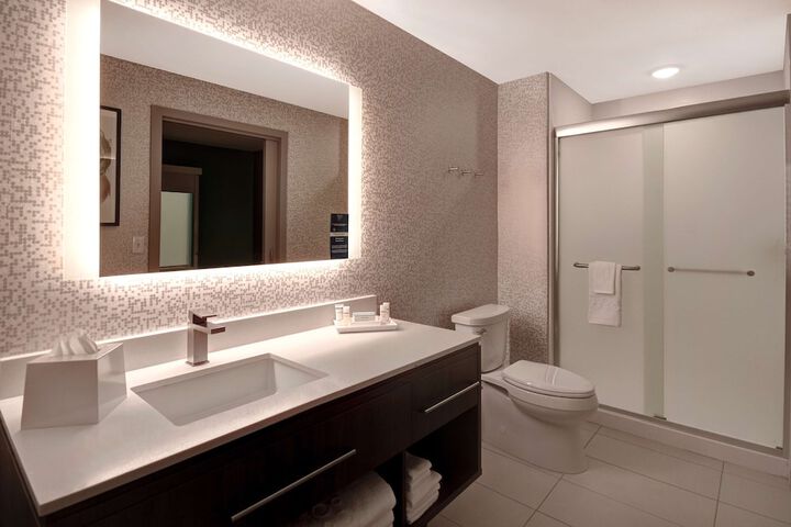 Bathroom shower