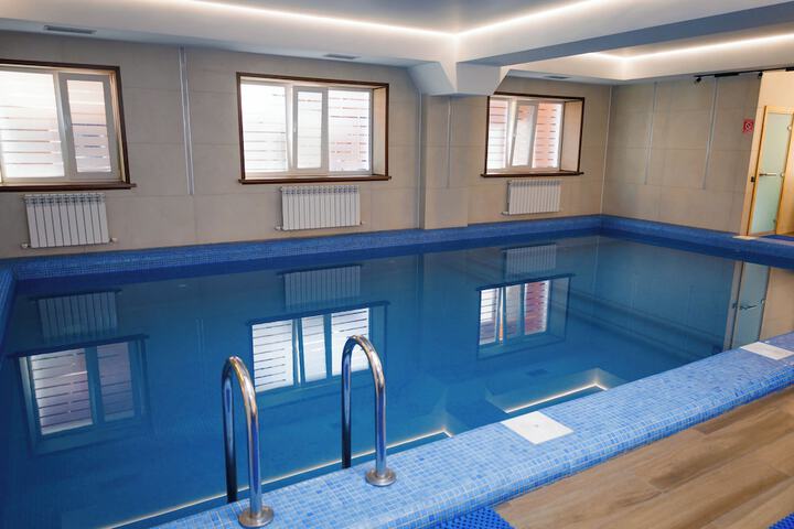 Pool 7 of 27