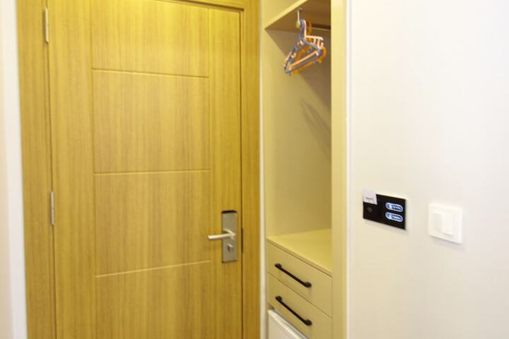 Room 20 of 87