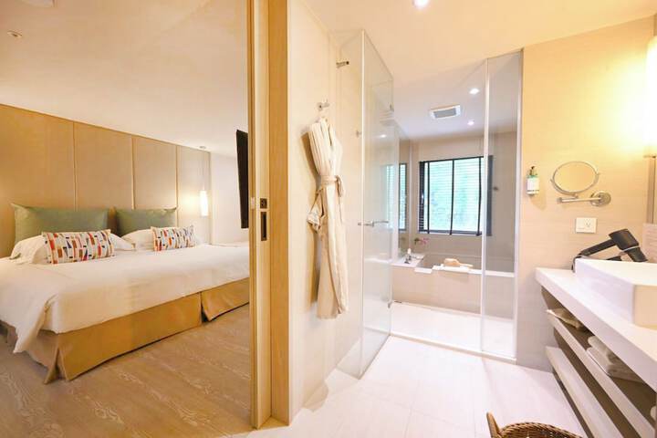 Room 34 of 85