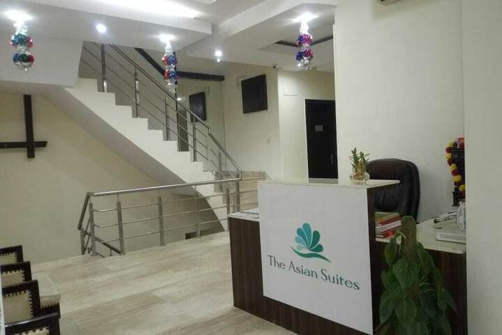 THE ASIAN SUITES GALLERIA