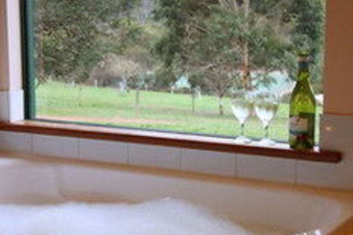 Hot Tub 25 of 36