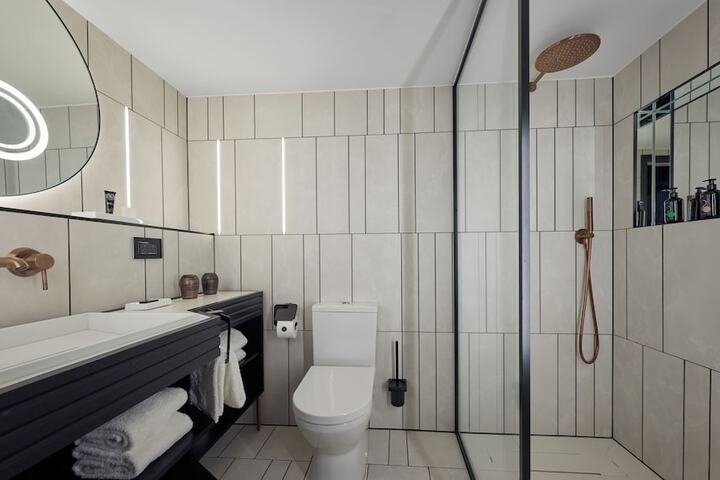 Room 40 of 109