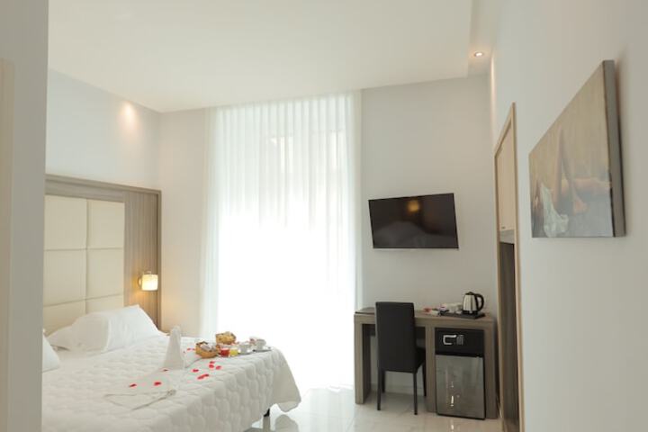 Garibaldi Suite
