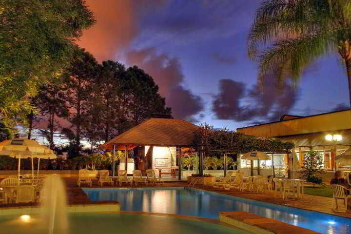 Pool 4 of 8