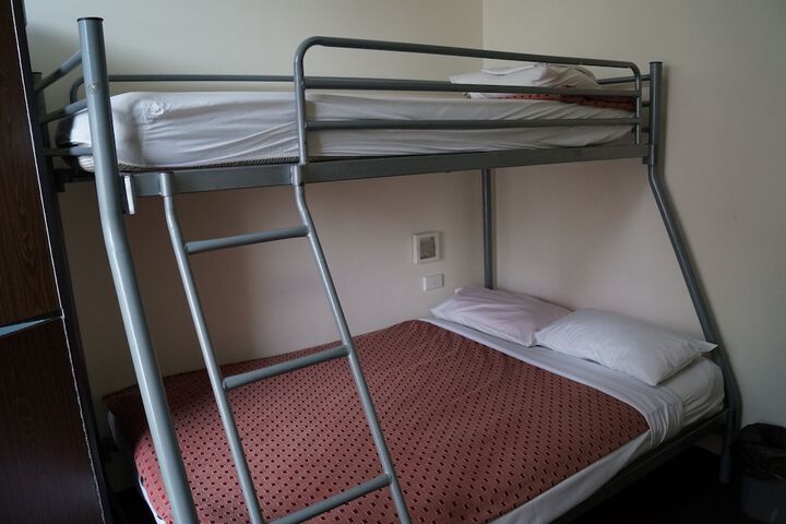 Room 14 of 35