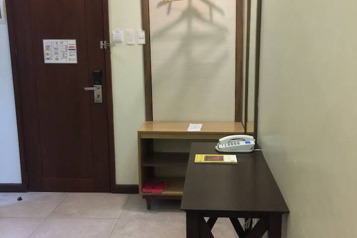 Room 20 of 43
