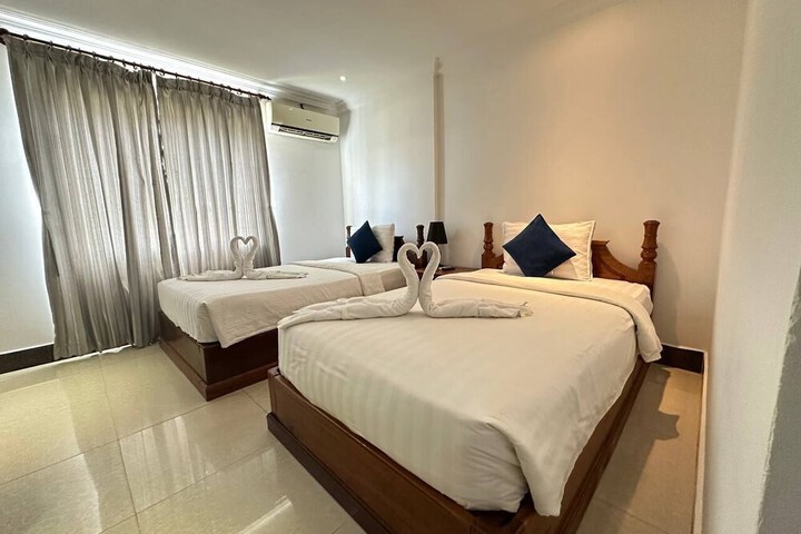 Room 30 of 105