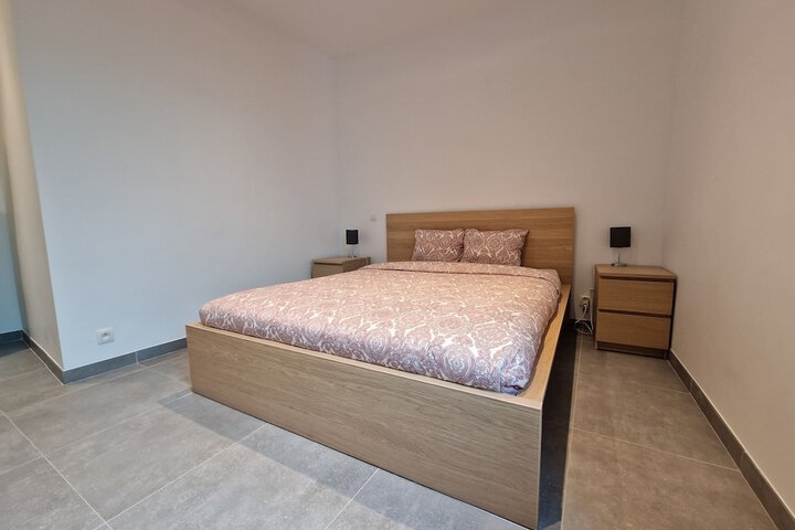 Room 65 of 109