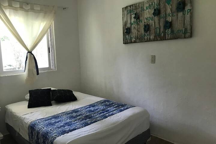 Room 5 of 16