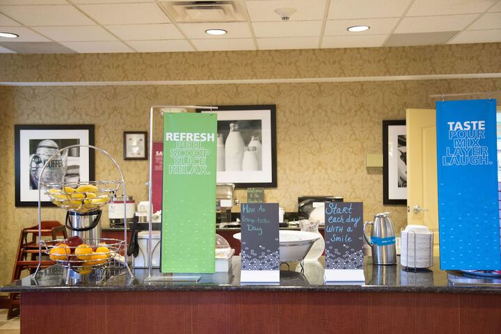 Breakfast area