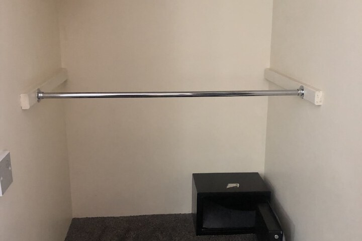 Room 15 of 42