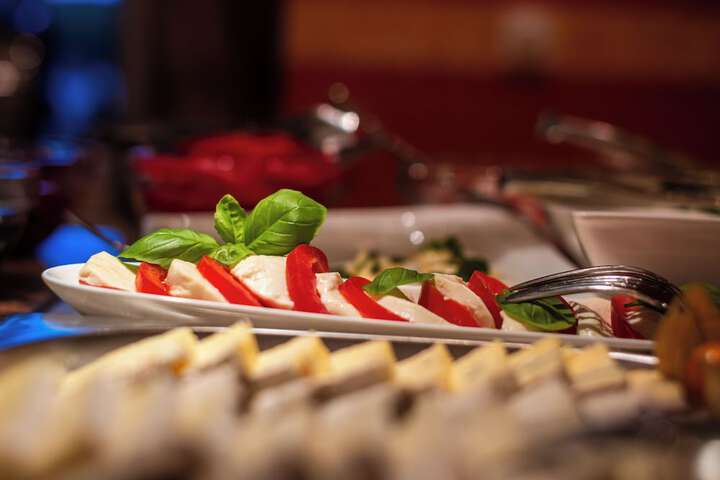 Dining 54 of 70
